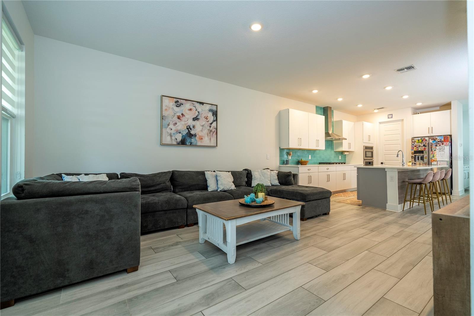 WINDING BAY PH 3 - Residential