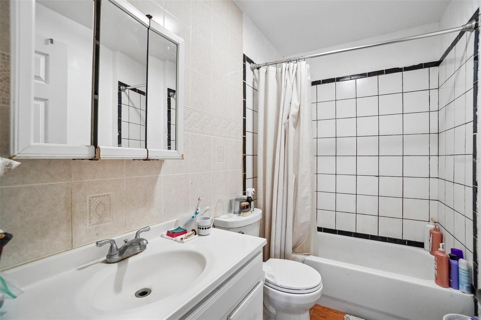 READING ACRES DEEB REP 3 - Residential