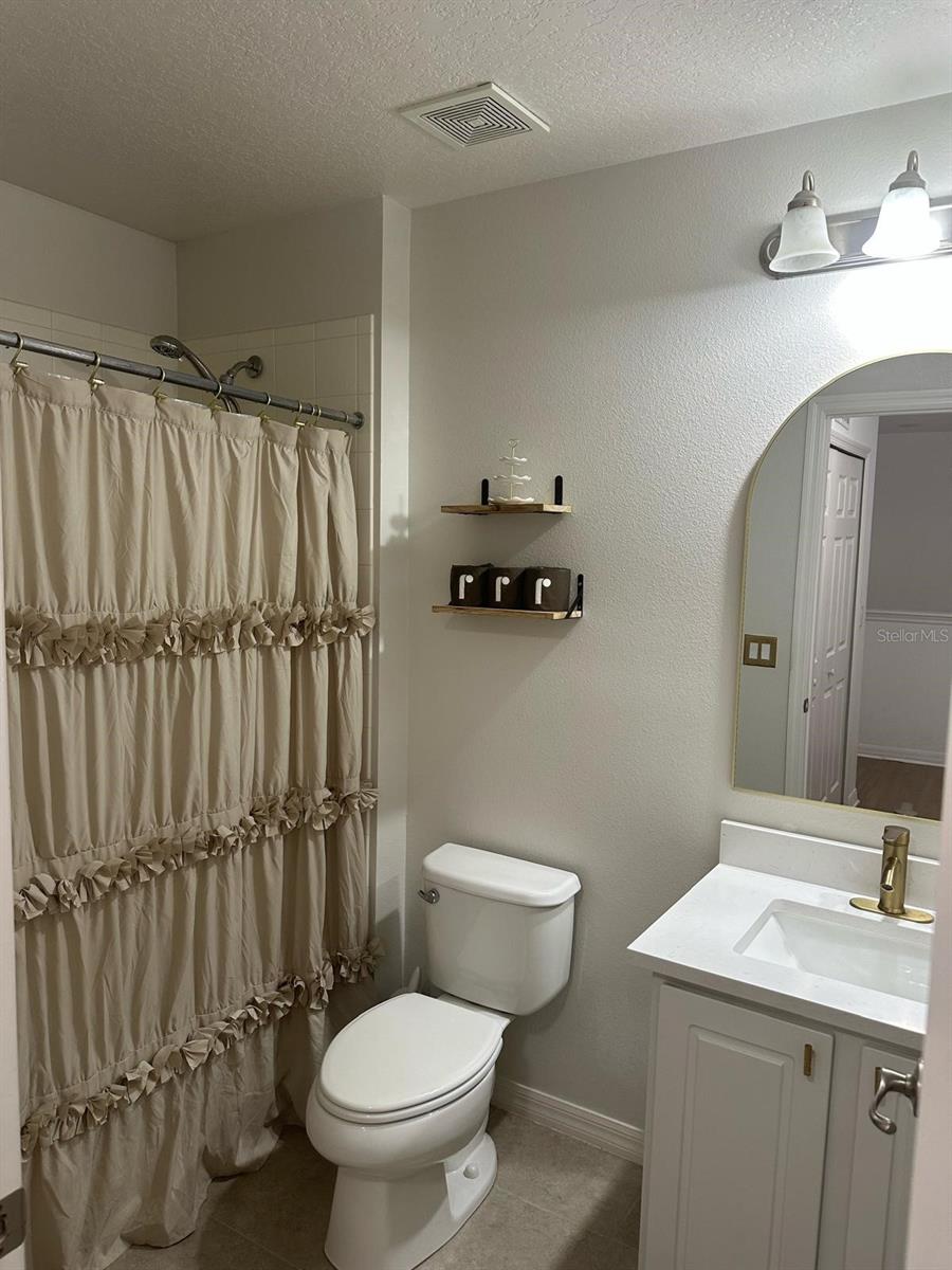 WATERS EDGE/LK NONA 03 C-F & - Residential