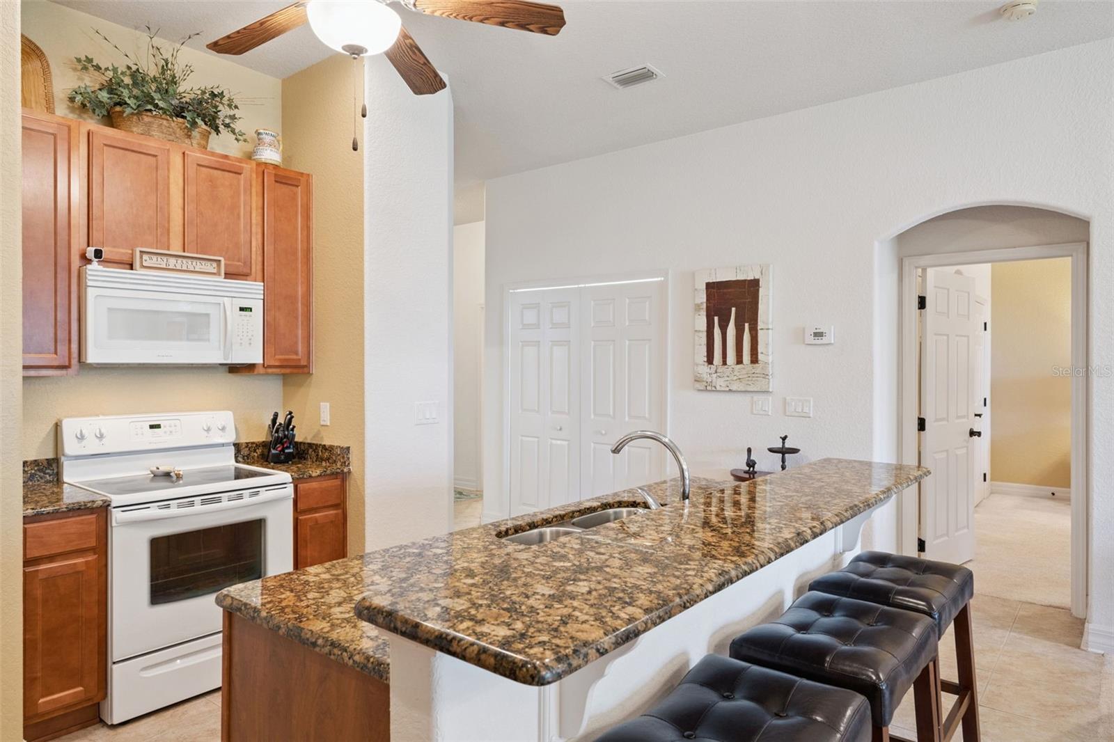 VILLAS AT GREEN GATE - Residential