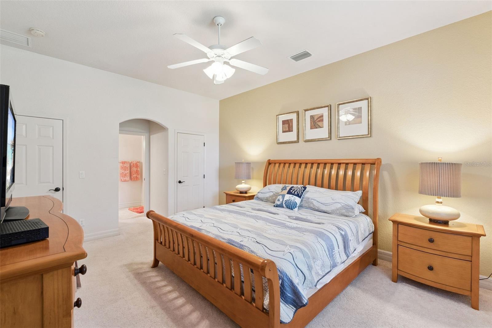 VILLAS AT GREEN GATE - Residential
