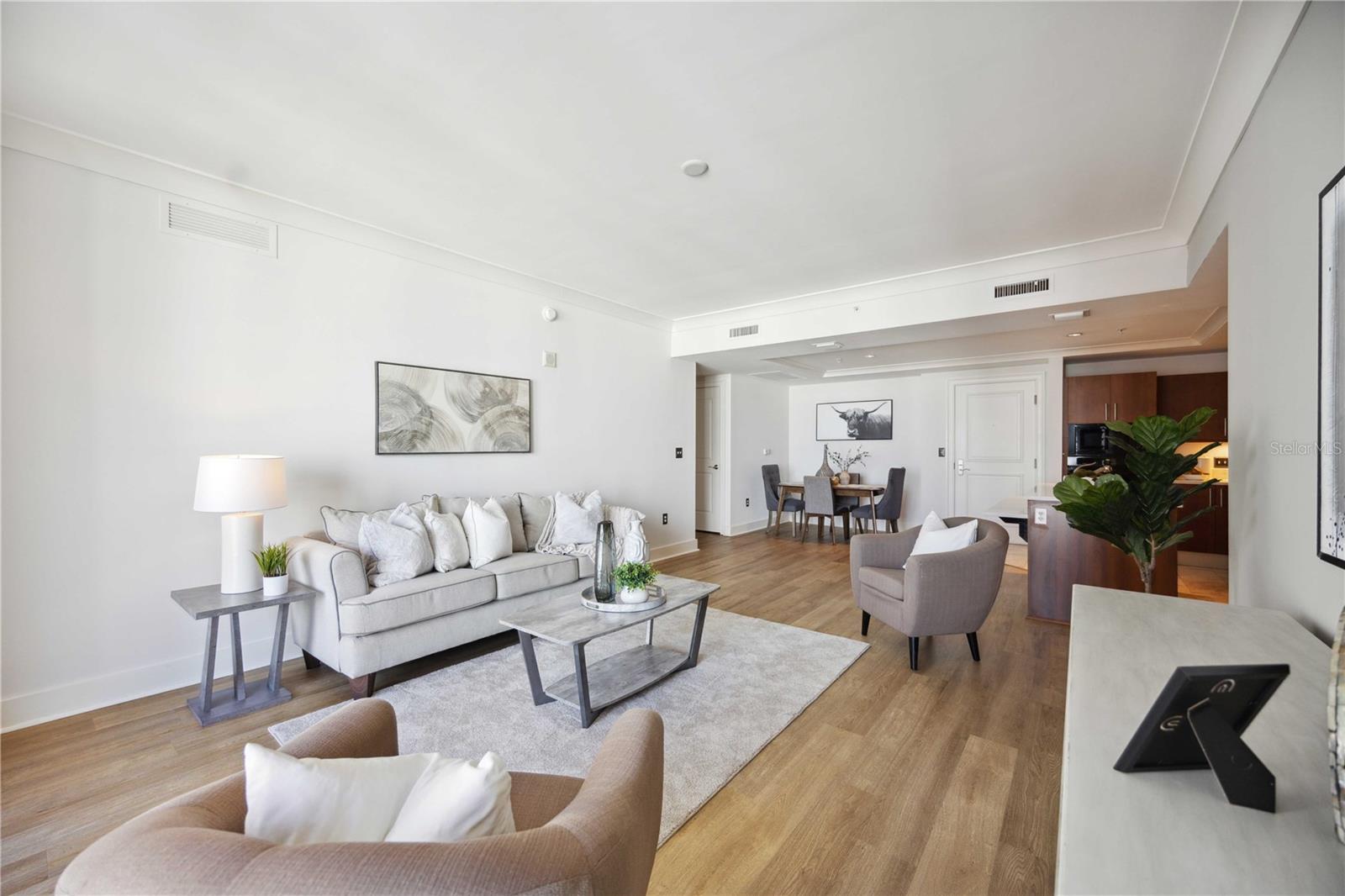 1350 MAIN RESIDENTIAL - Residential
