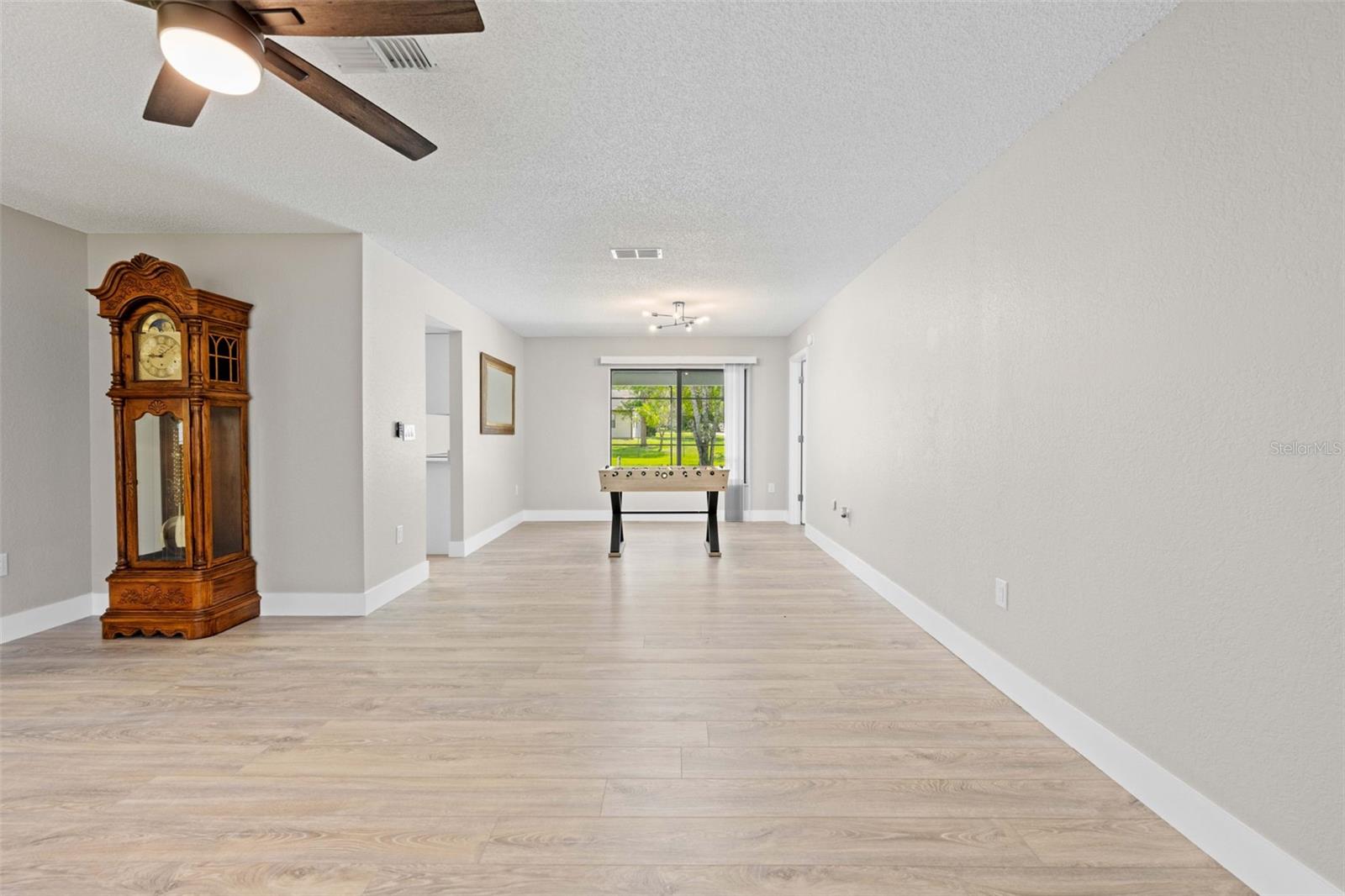 SPRING HILL - Residential