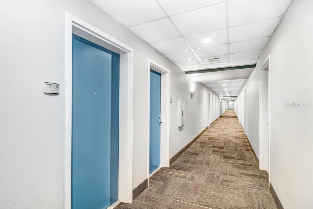 GRAND CENTRAL AT KENNEDY RESID - Residential Lease