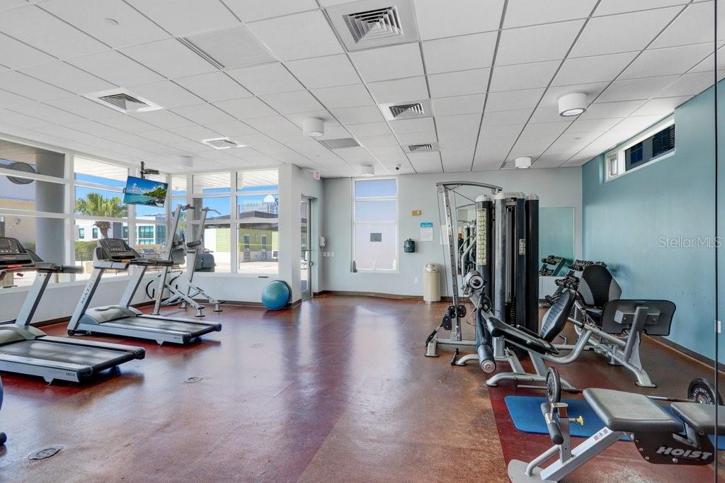 GRAND CENTRAL AT KENNEDY RESID - Residential Lease