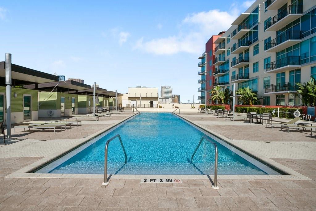 GRAND CENTRAL AT KENNEDY RESID - Residential Lease