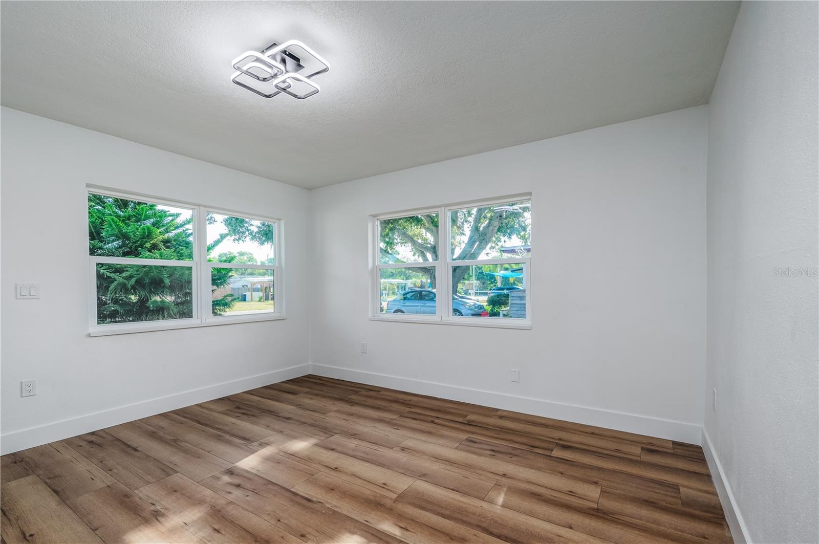 LAKEVIEW ESTATES 1ST ADD - Residential