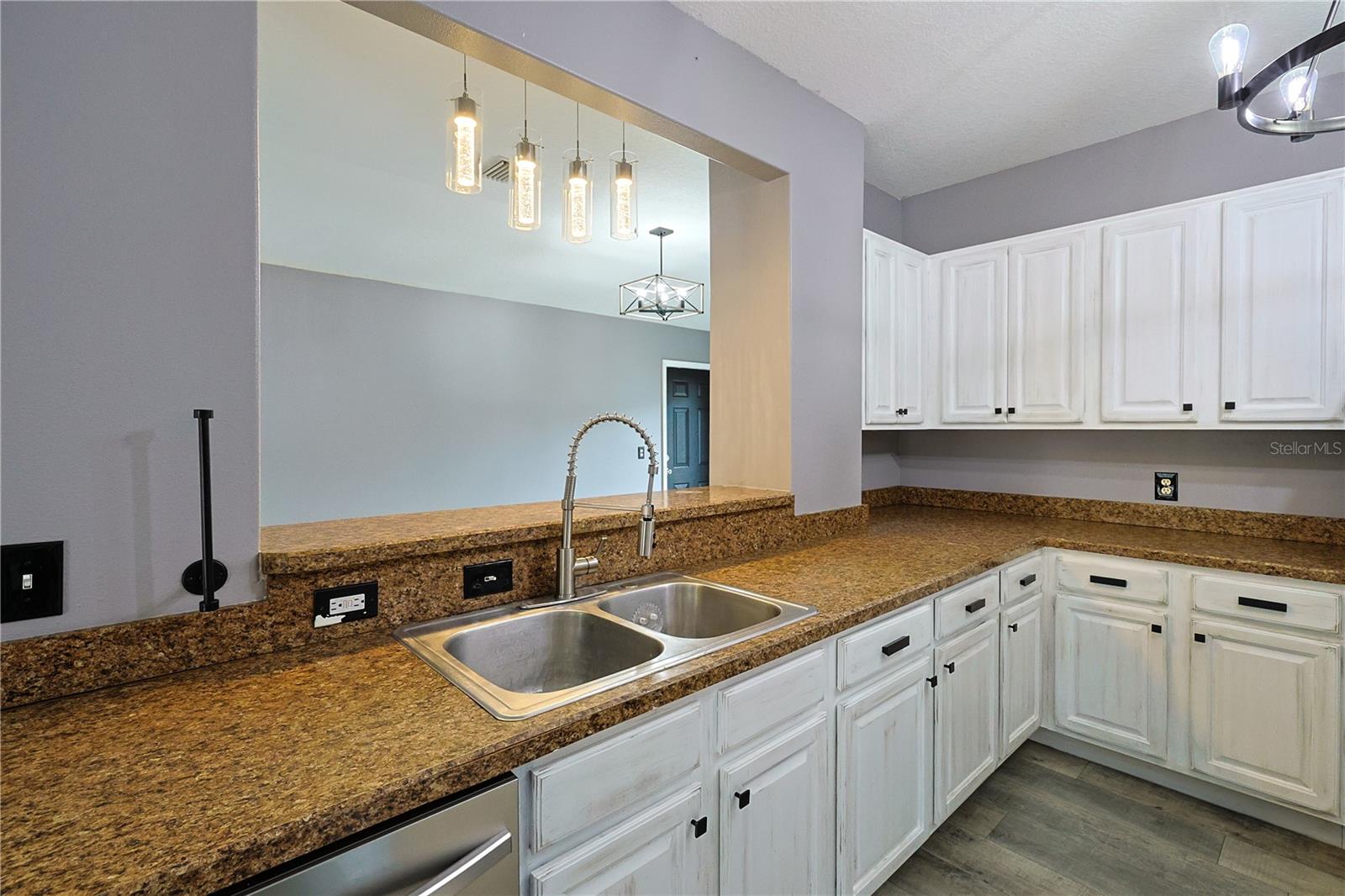 HOLLY BROOK - Residential