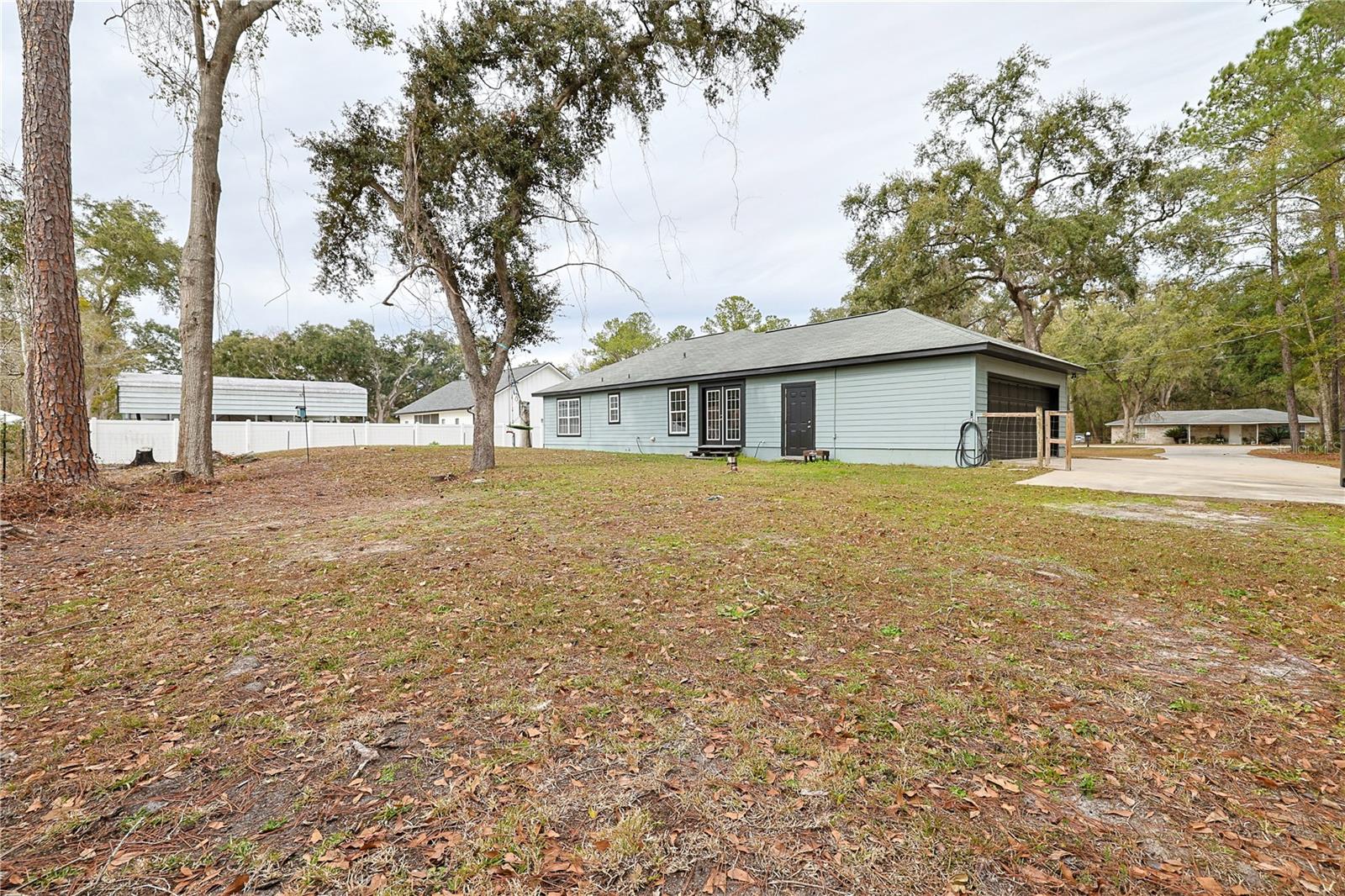 HOLLY BROOK - Residential