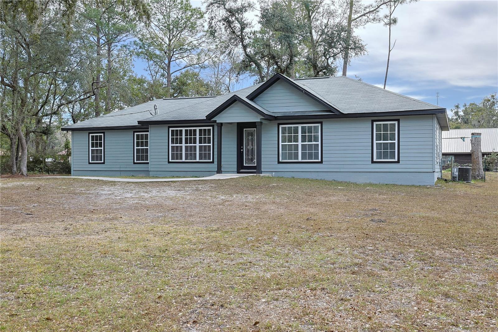 HOLLY BROOK - Residential