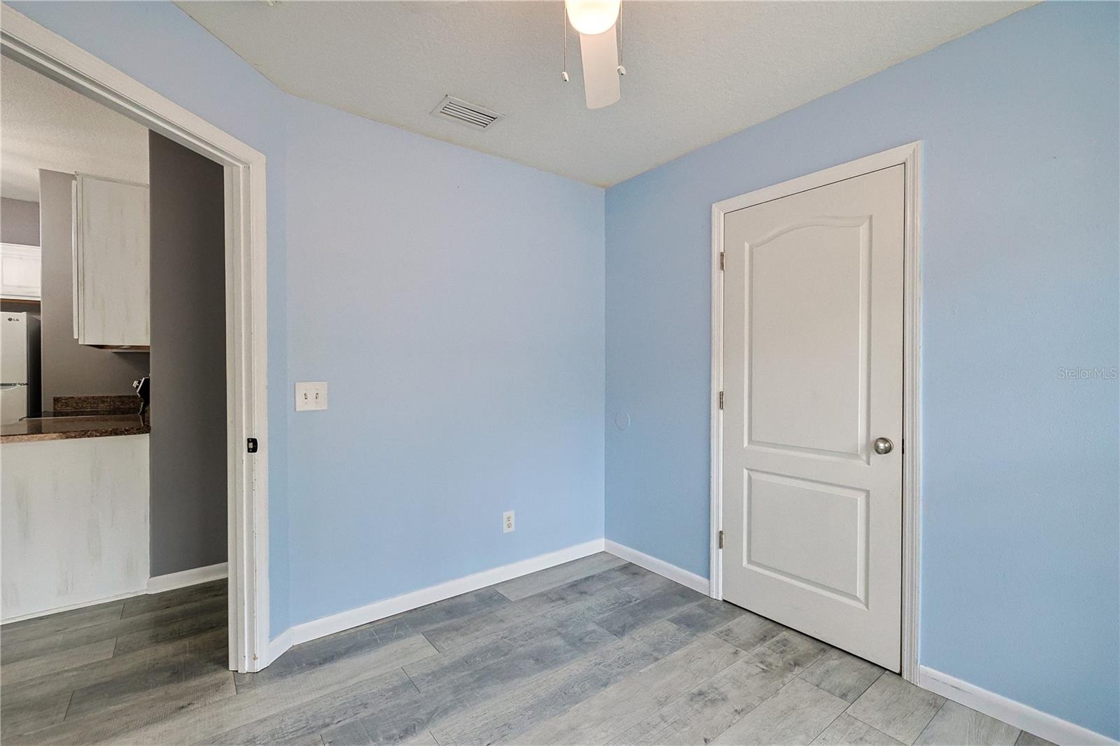 HOLLY BROOK - Residential