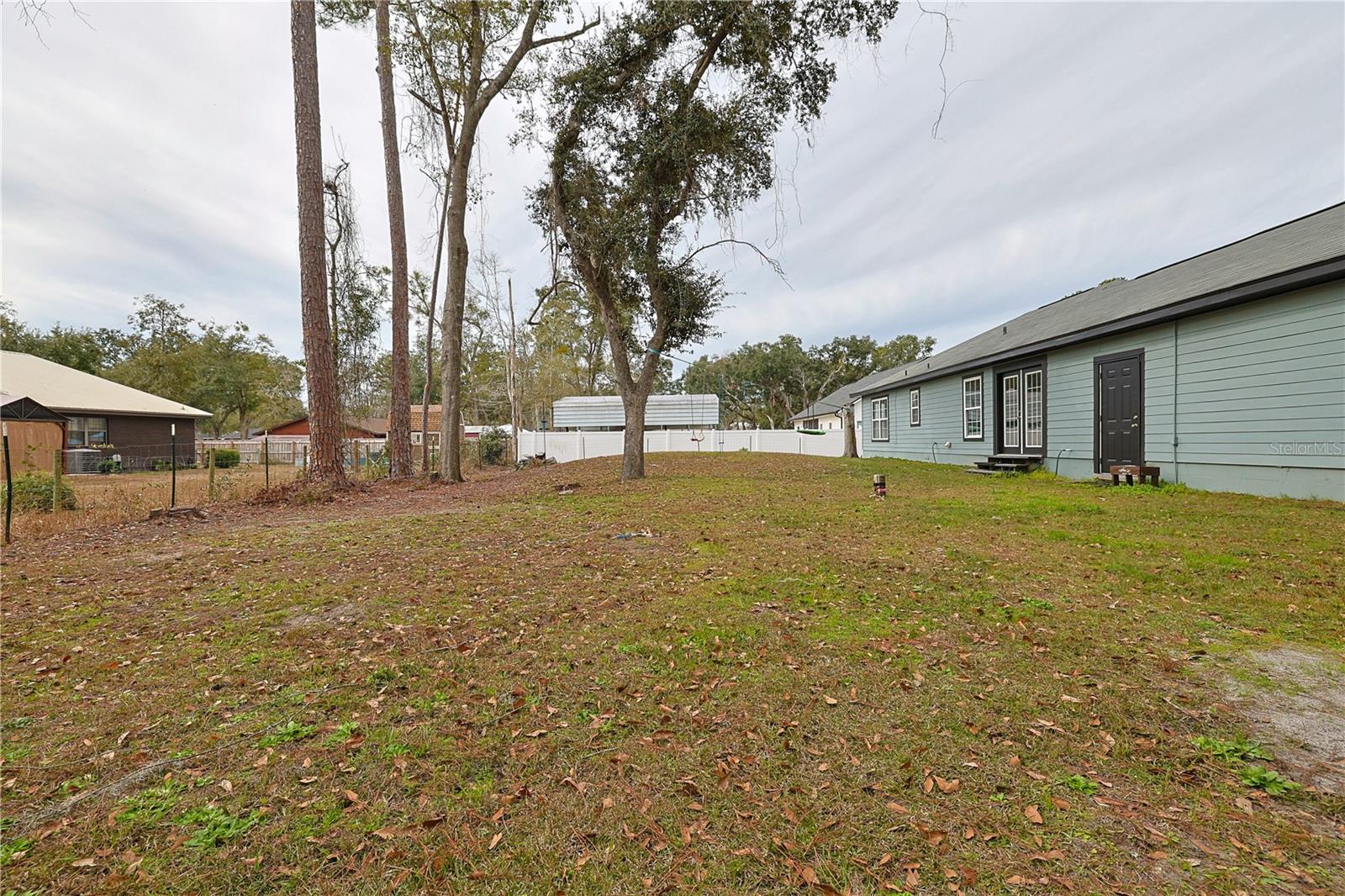 HOLLY BROOK - Residential