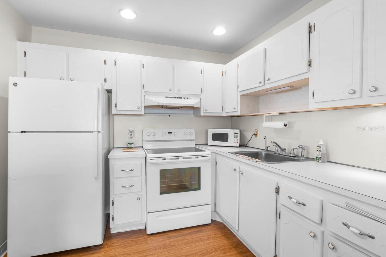 BEDFORD B CONDO - Residential