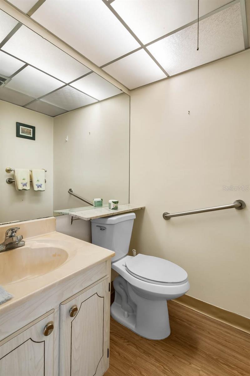 BEDFORD B CONDO - Residential