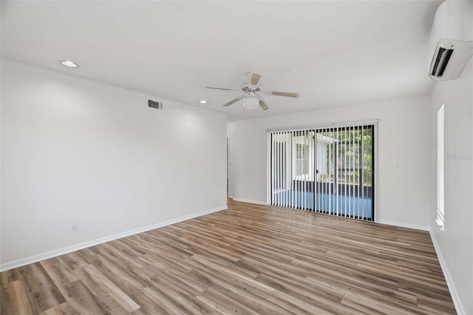 SHERWOOD HEIGHTS - Residential