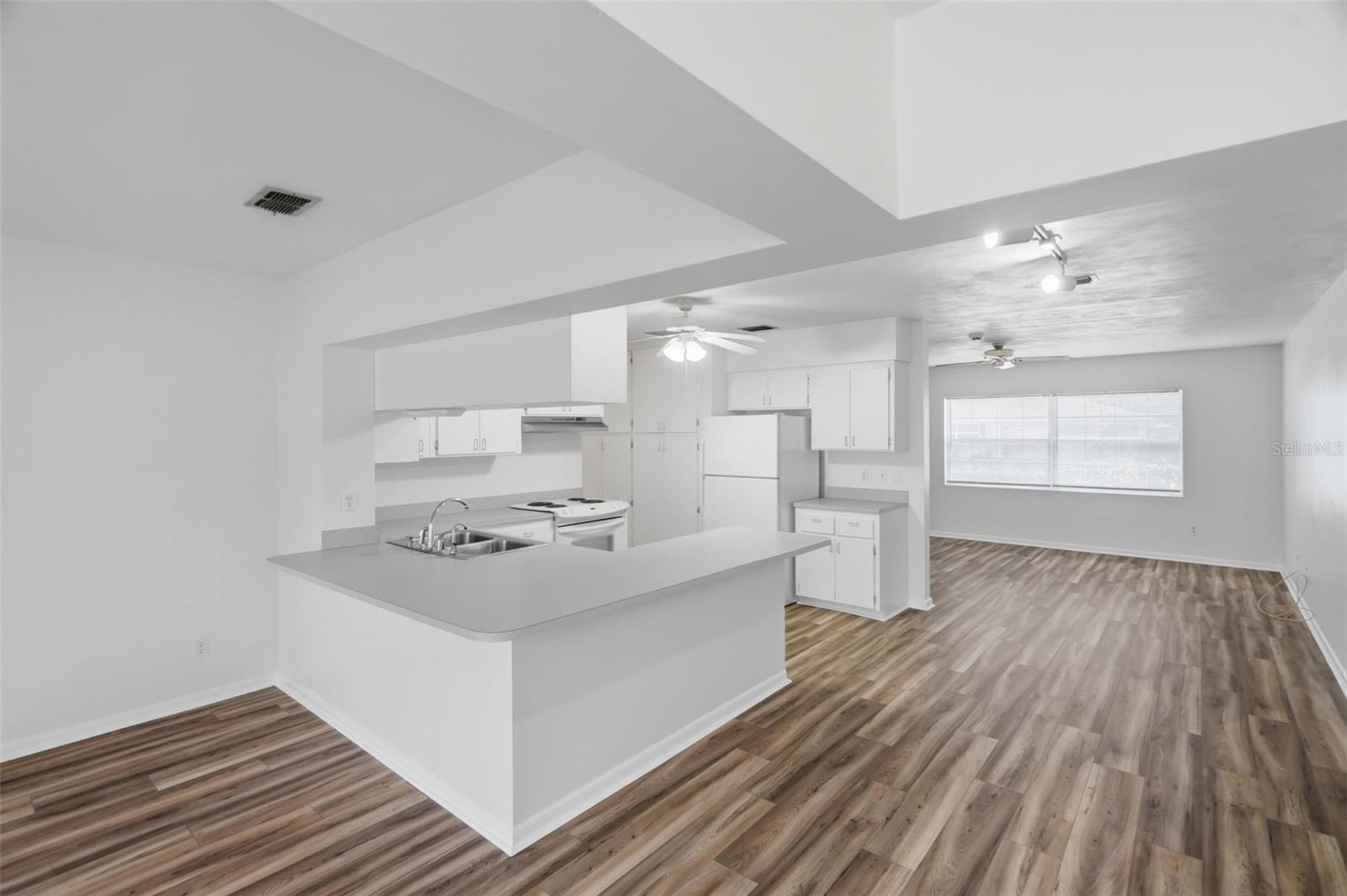 SHERWOOD HEIGHTS - Residential