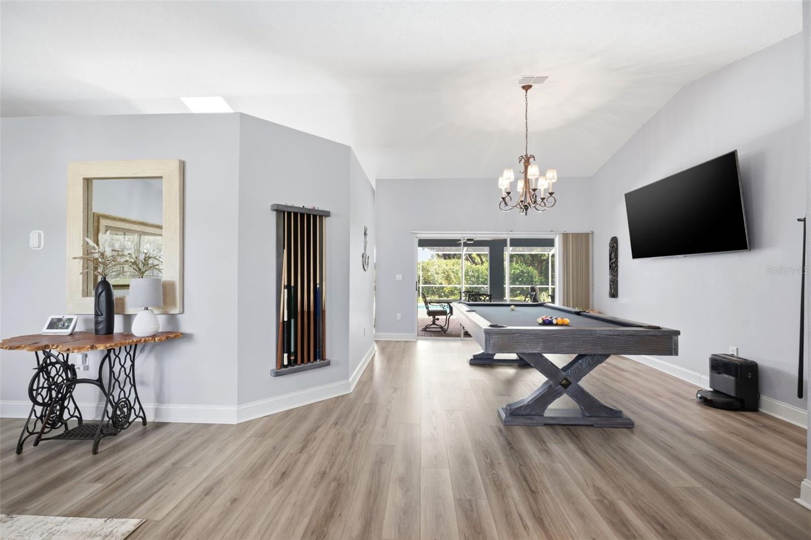 PRESTON HOLLOW - Residential