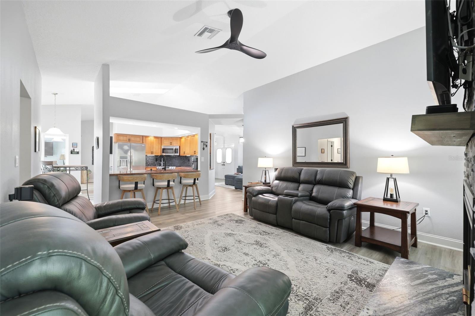 PRESTON HOLLOW - Residential