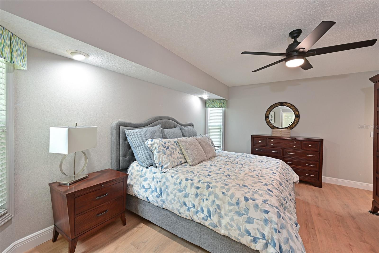 MILL CREEK PH IV - Residential