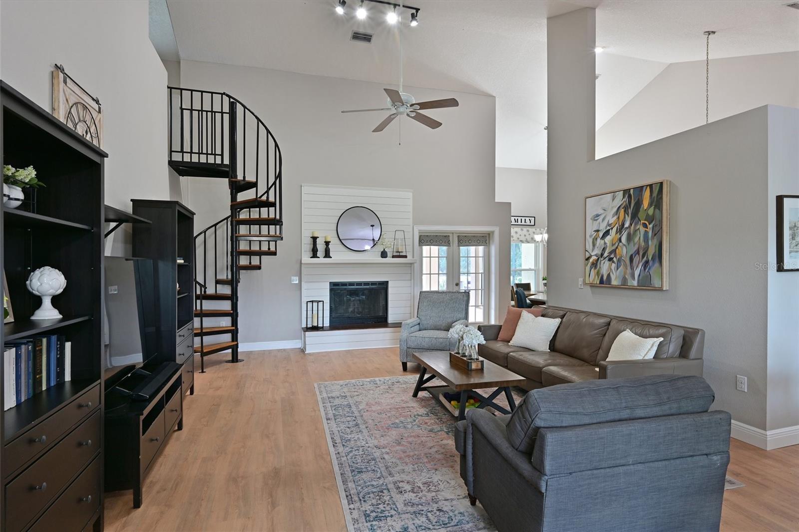 MILL CREEK PH IV - Residential