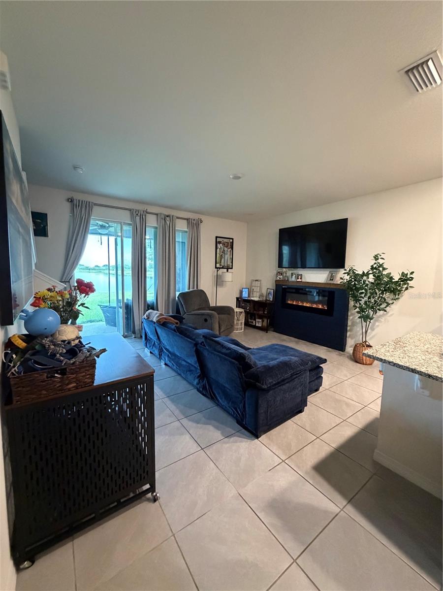 OSCEOLA VILLAGE CENTER PH 2 - Residential Lease