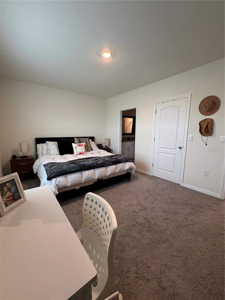 OSCEOLA VILLAGE CENTER PH 2 - Residential Lease