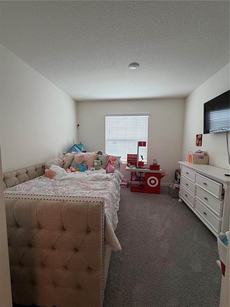 OSCEOLA VILLAGE CENTER PH 2 - Residential Lease