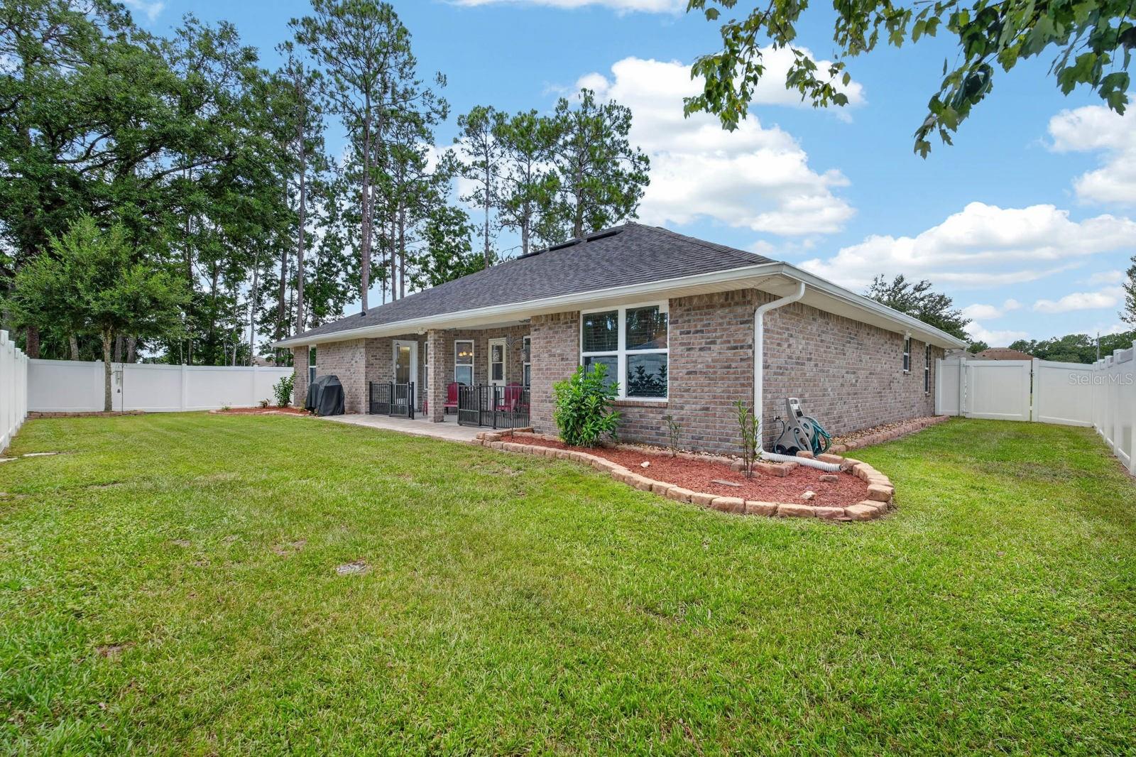 04 FAIRWAYS - Residential