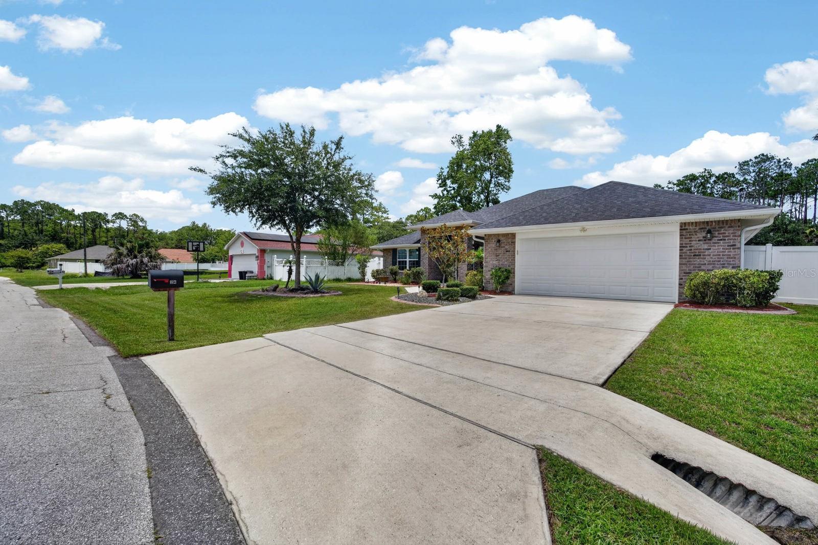 04 FAIRWAYS - Residential