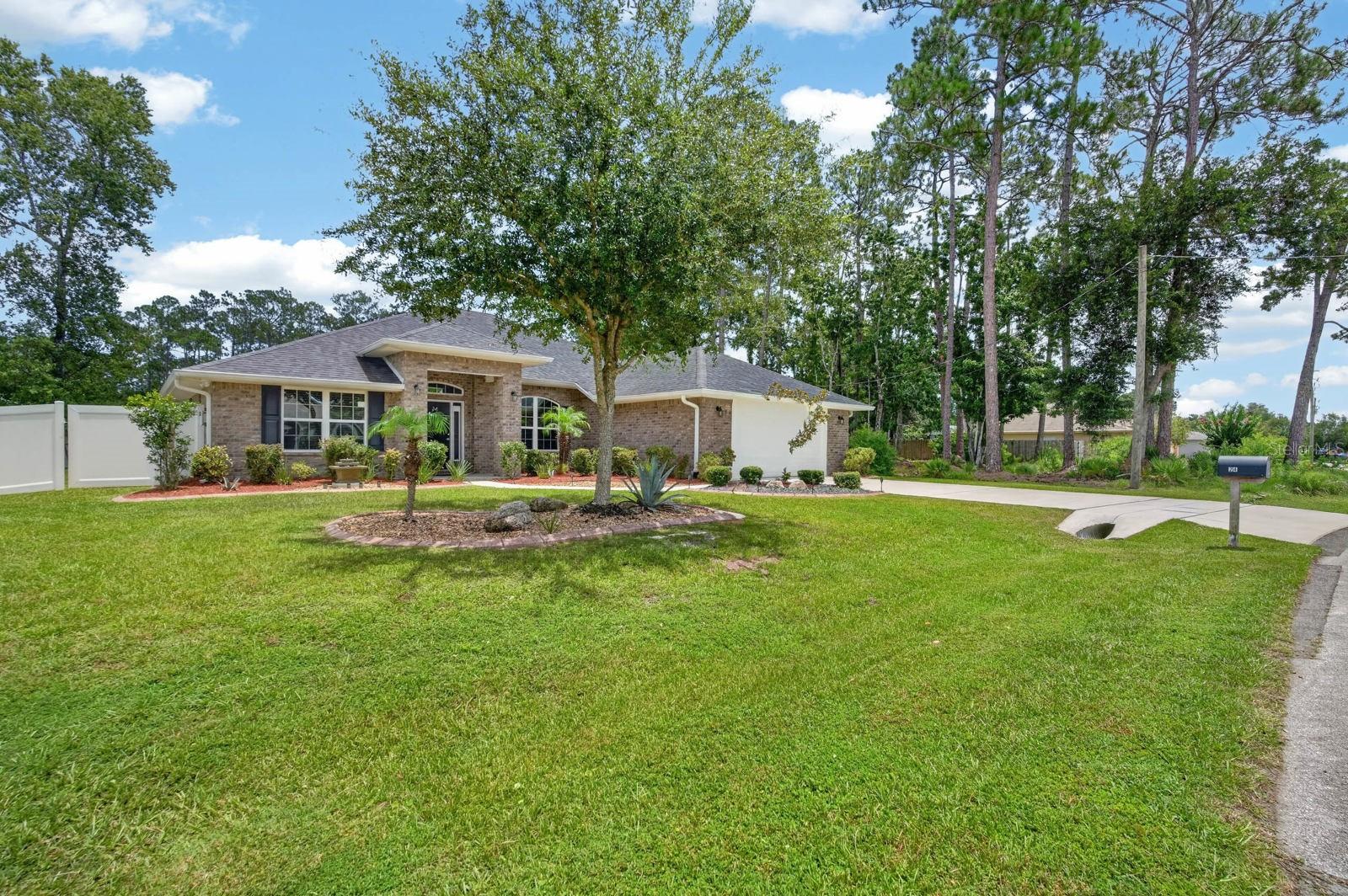 04 FAIRWAYS - Residential