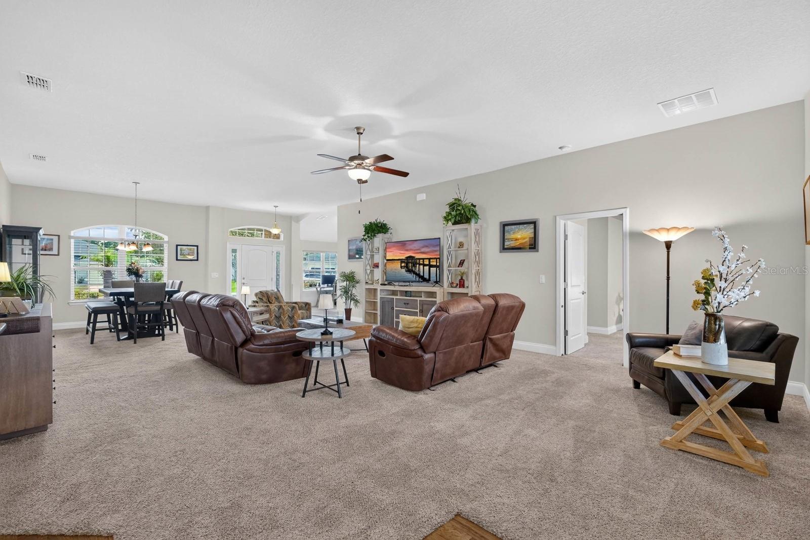 04 FAIRWAYS - Residential