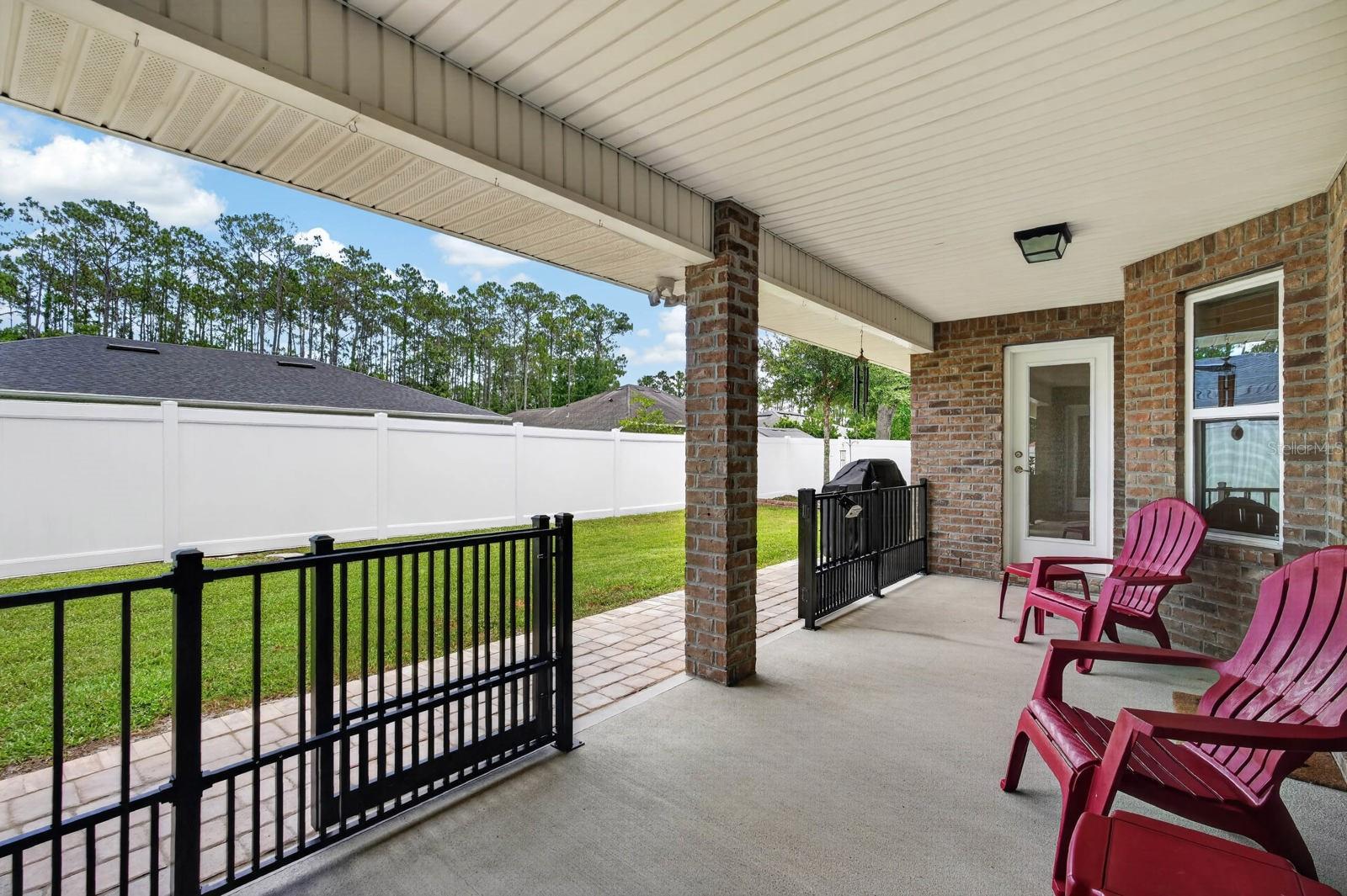 04 FAIRWAYS - Residential