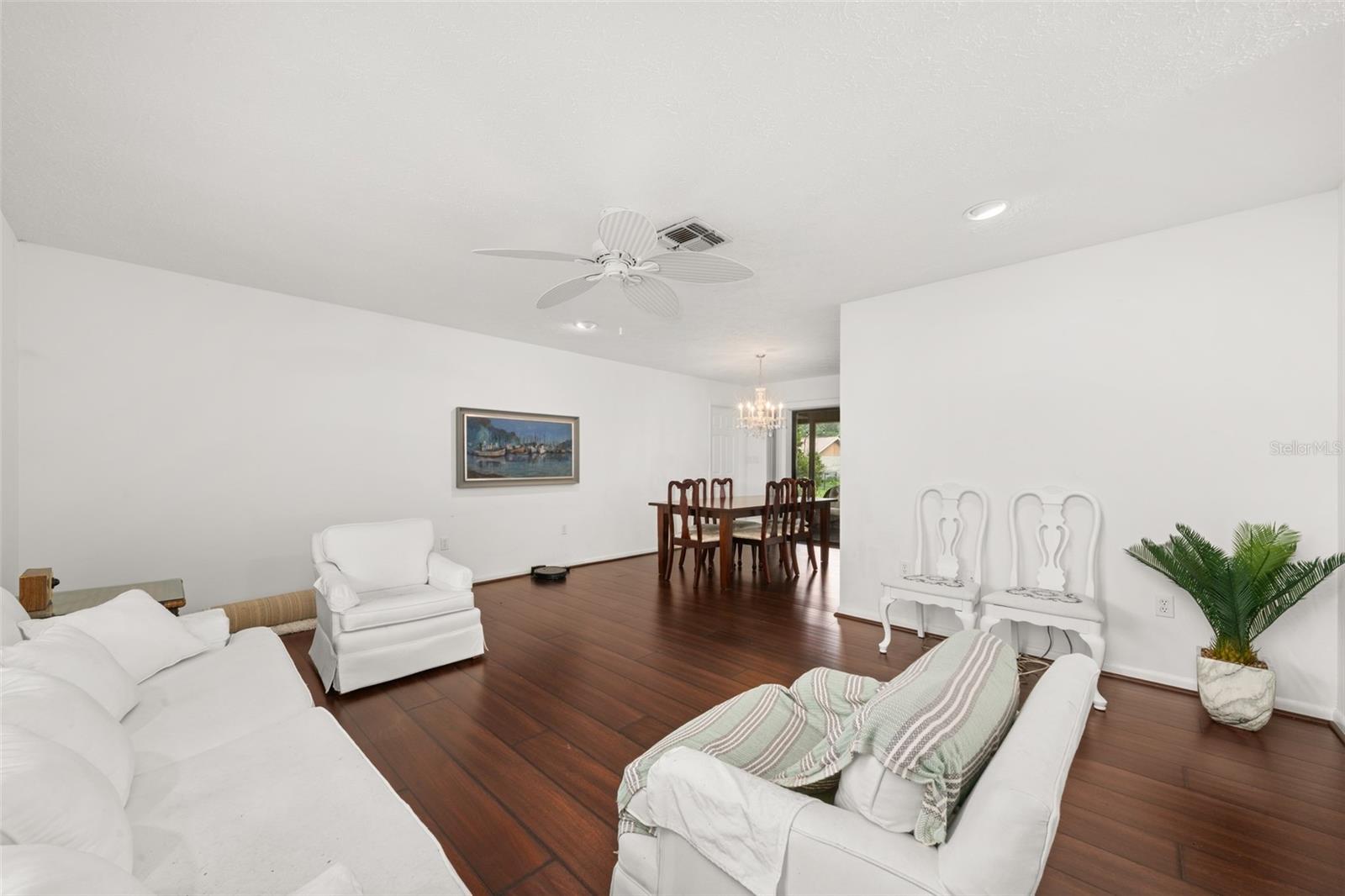 LAKE HAVEN ESTATES - Residential