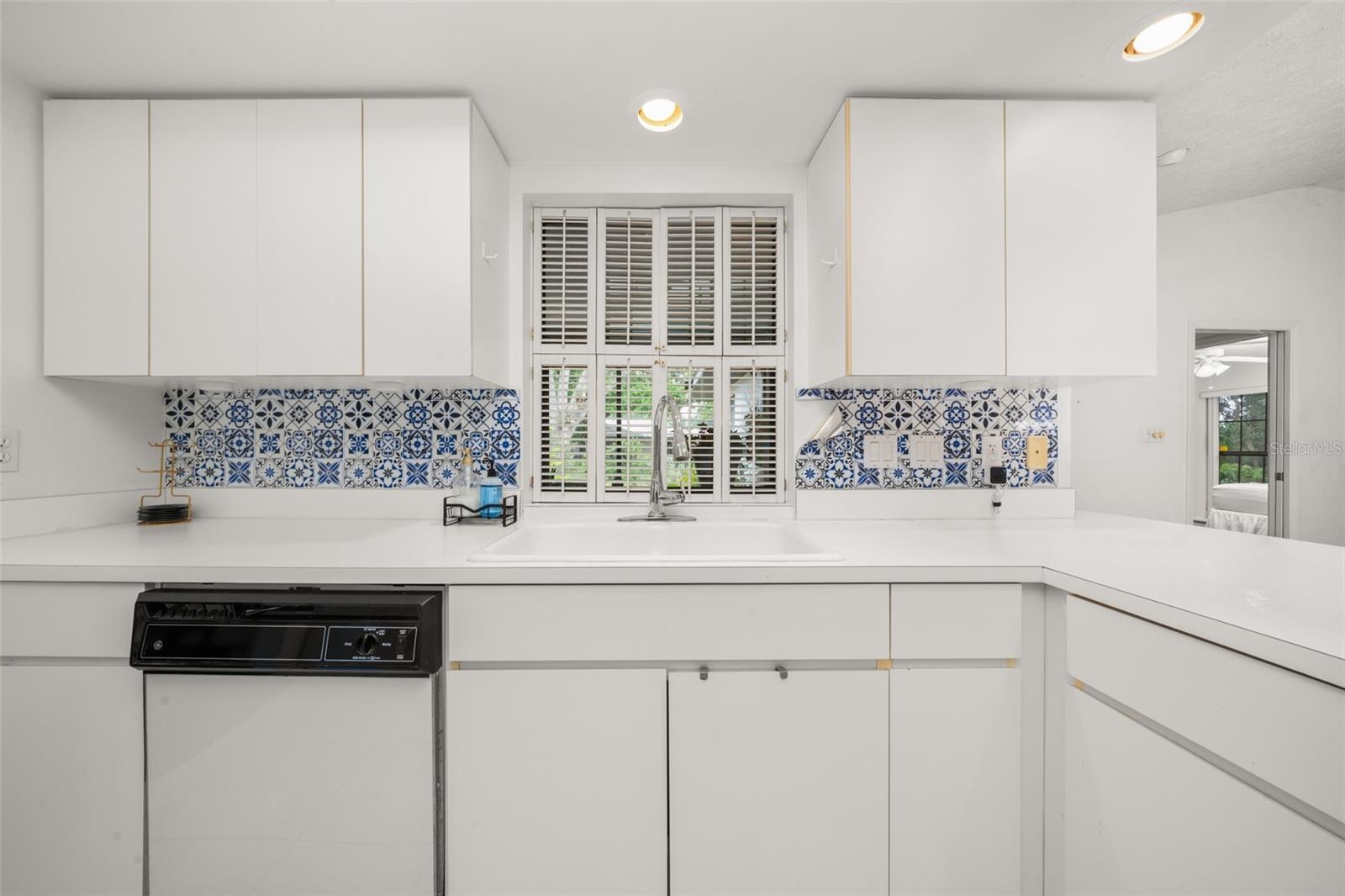 LAKE HAVEN ESTATES - Residential