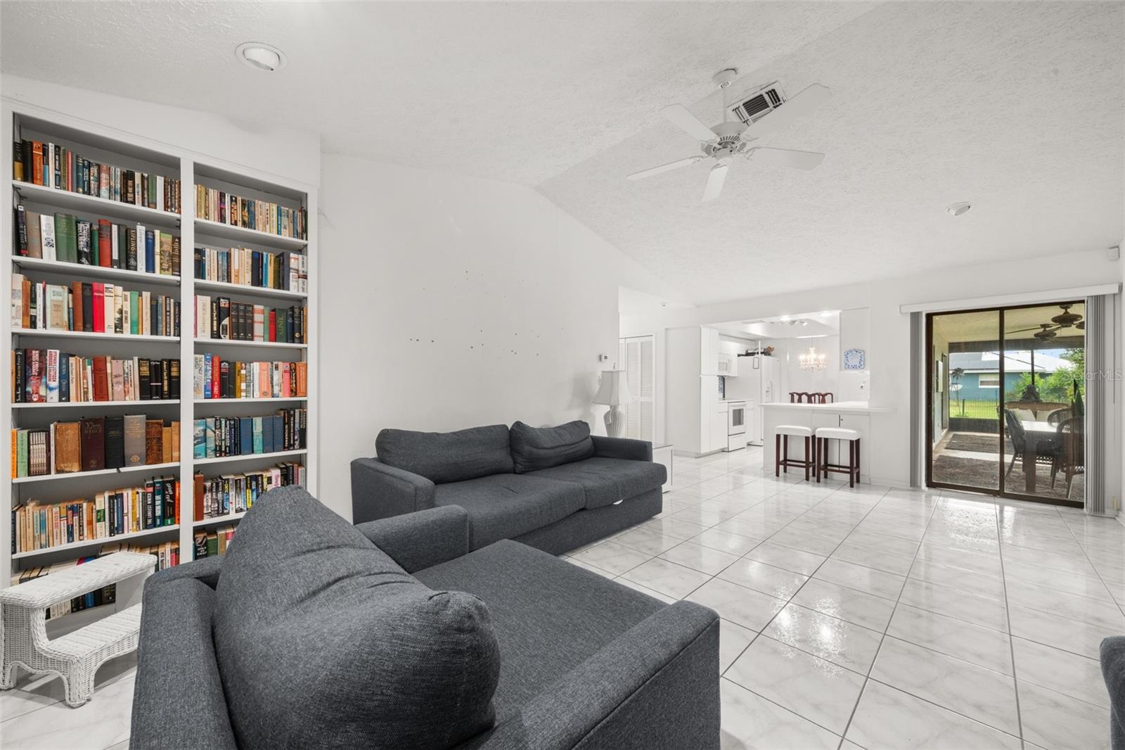 LAKE HAVEN ESTATES - Residential