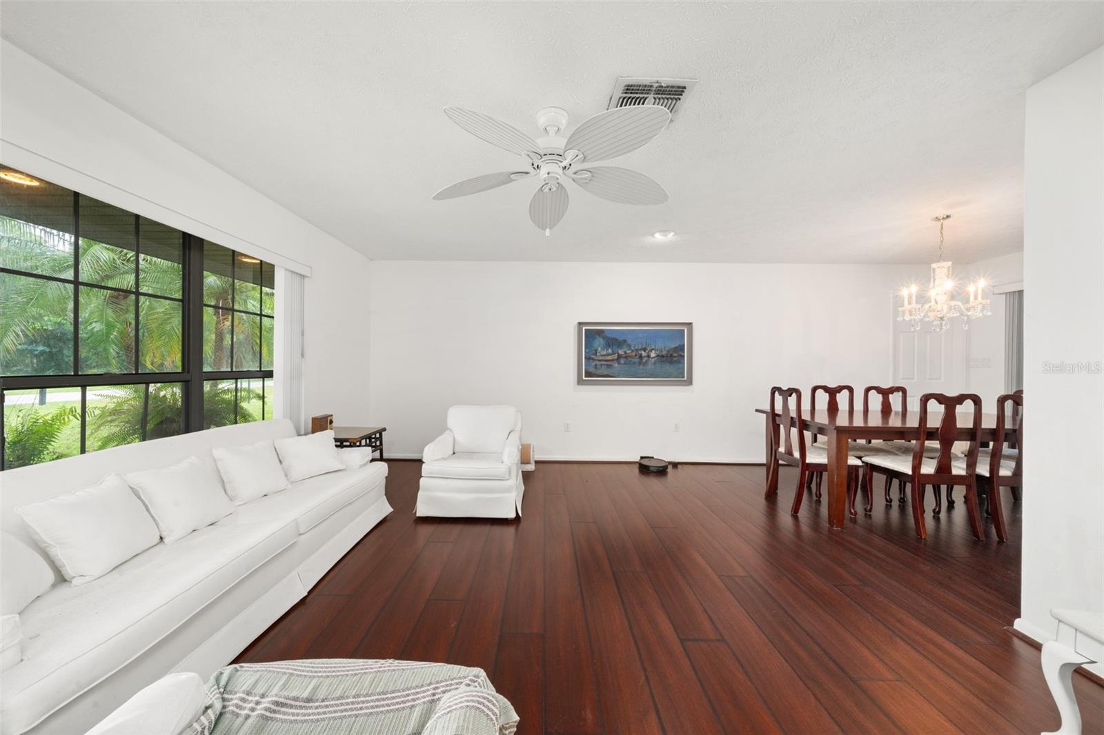 LAKE HAVEN ESTATES - Residential