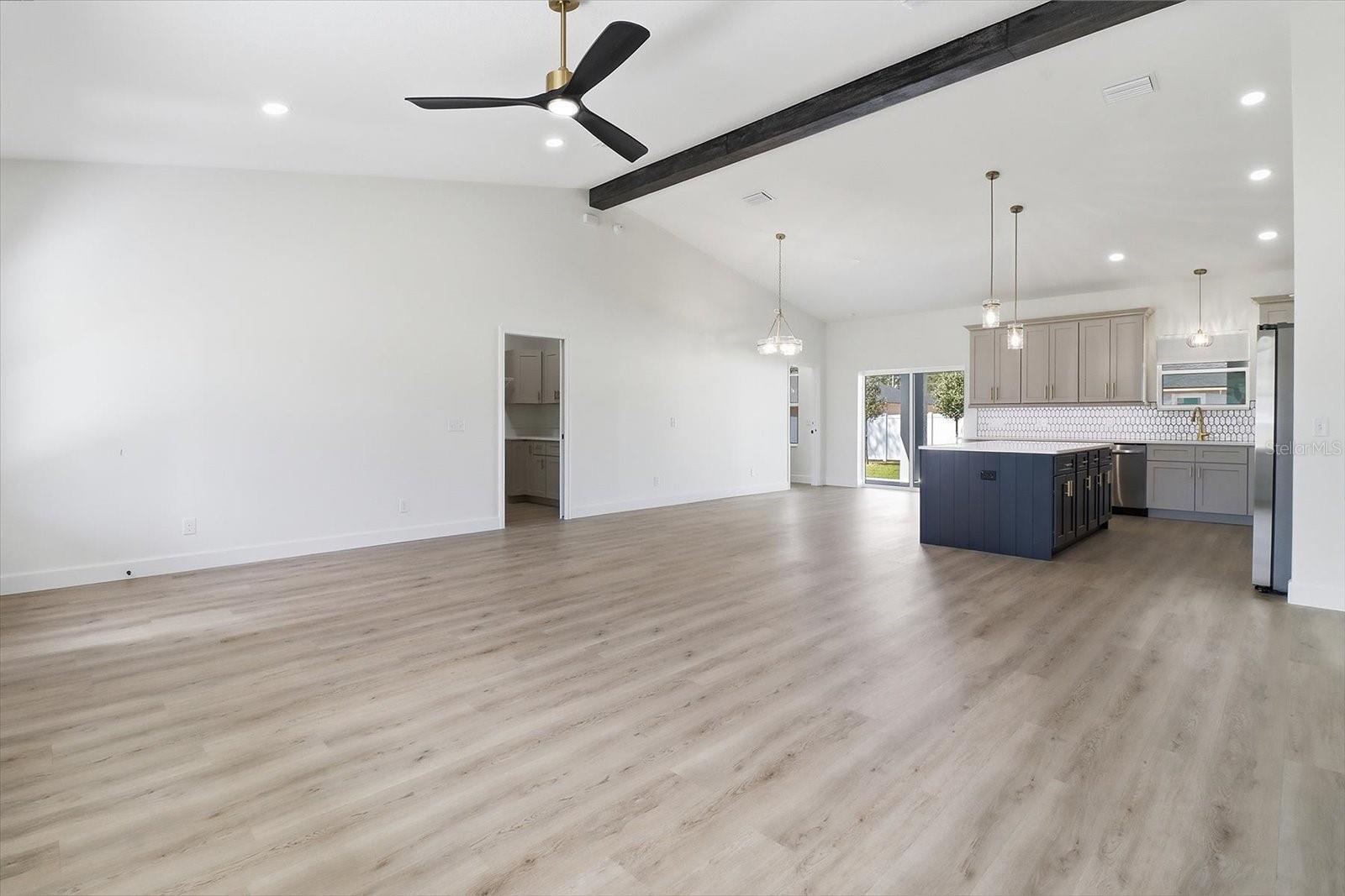 CITRUS SPGS UNIT 09 - Residential