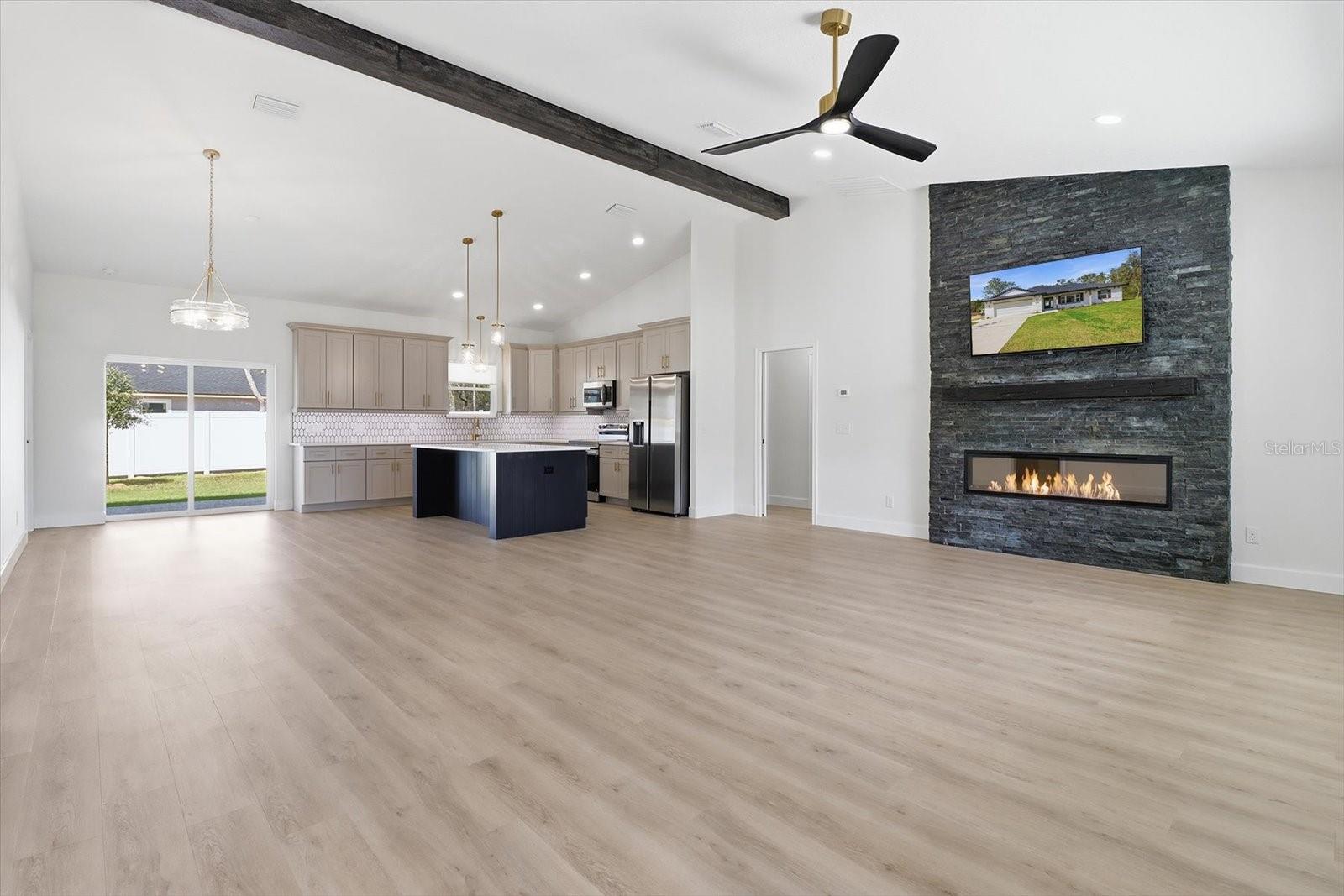 CITRUS SPGS UNIT 09 - Residential