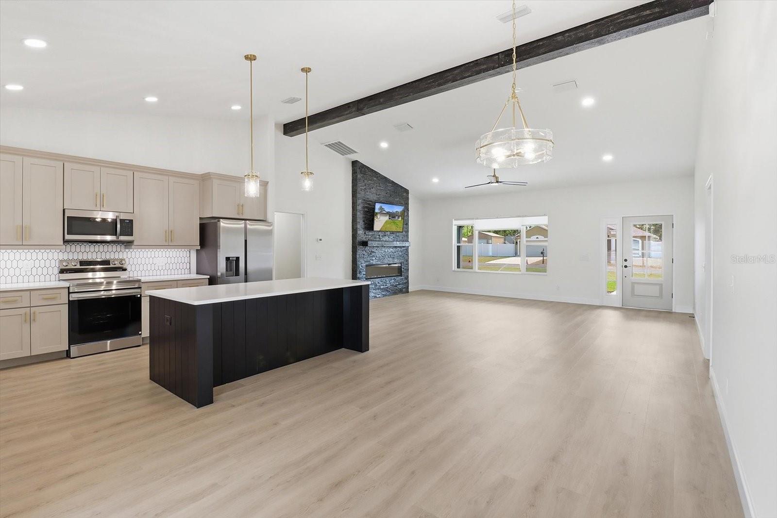 CITRUS SPGS UNIT 09 - Residential