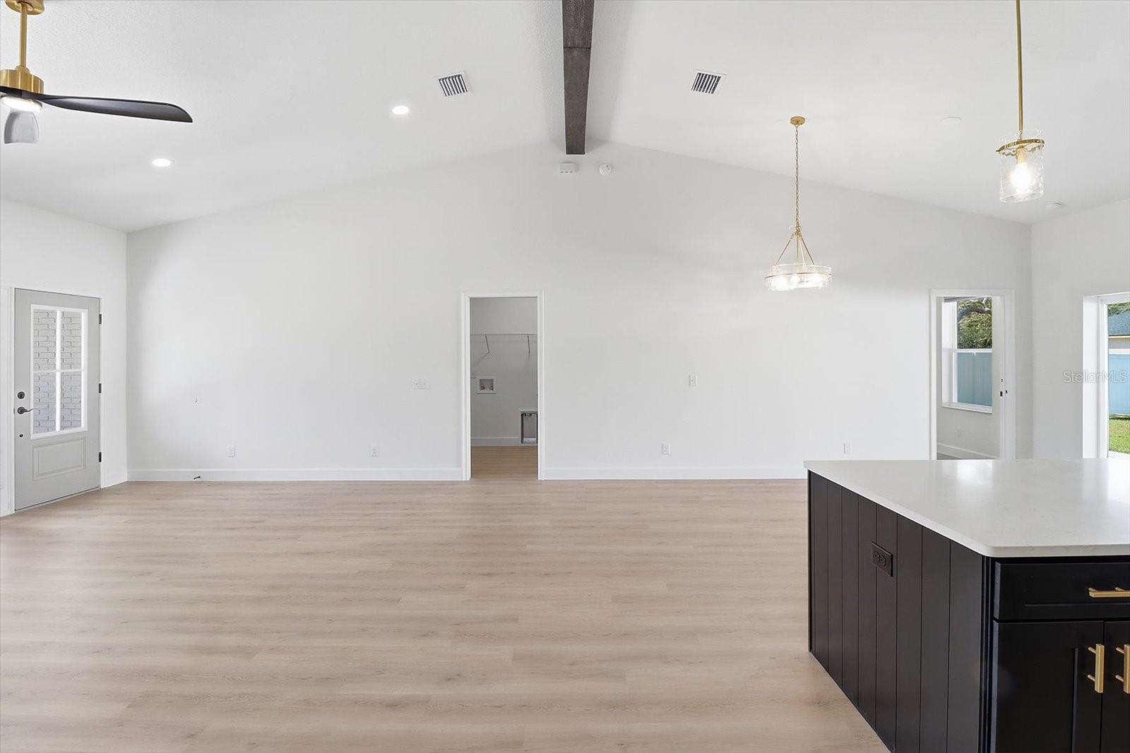 CITRUS SPGS UNIT 09 - Residential