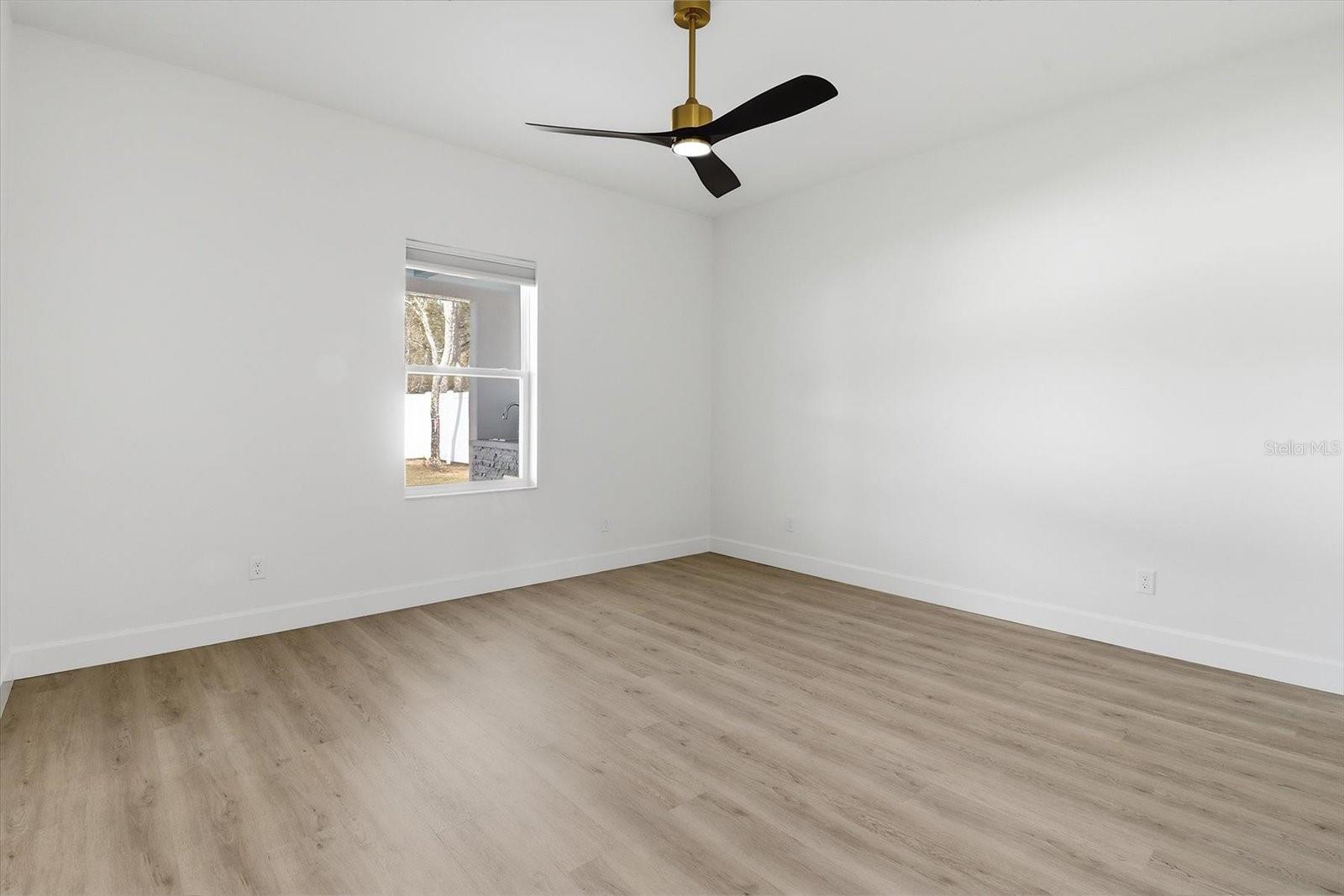 CITRUS SPGS UNIT 09 - Residential