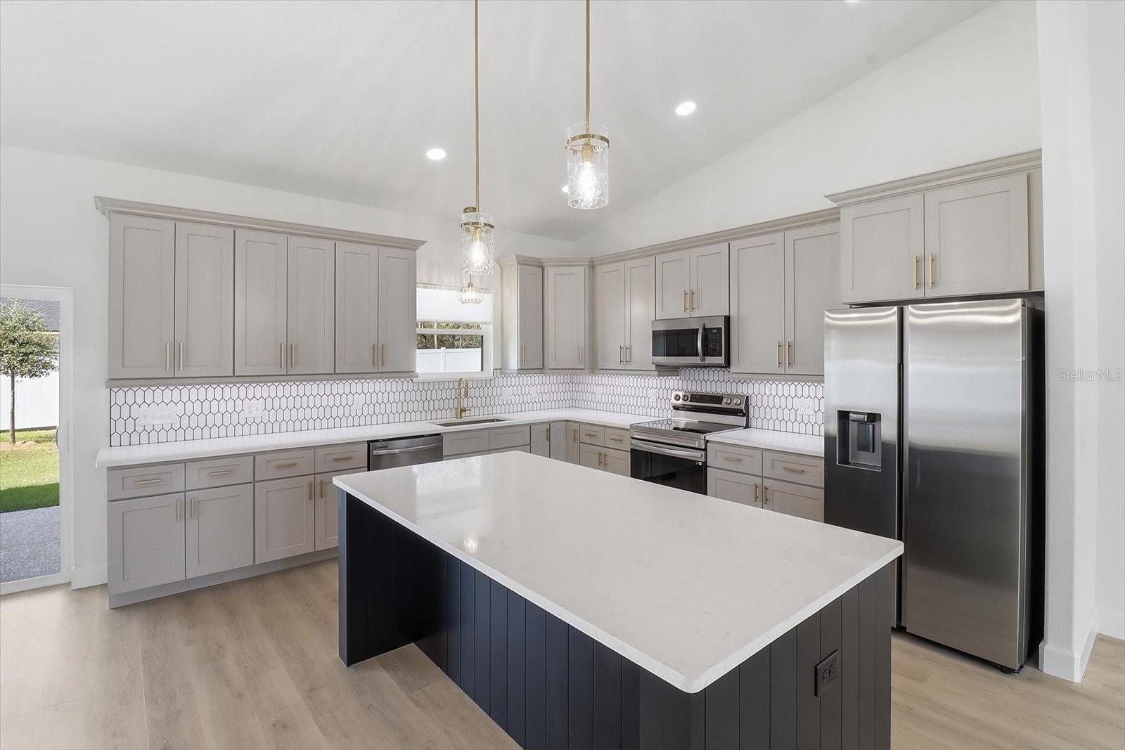 CITRUS SPGS UNIT 09 - Residential