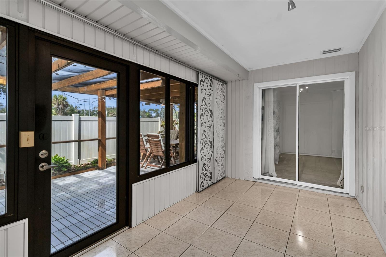 CURRY COVE - Residential