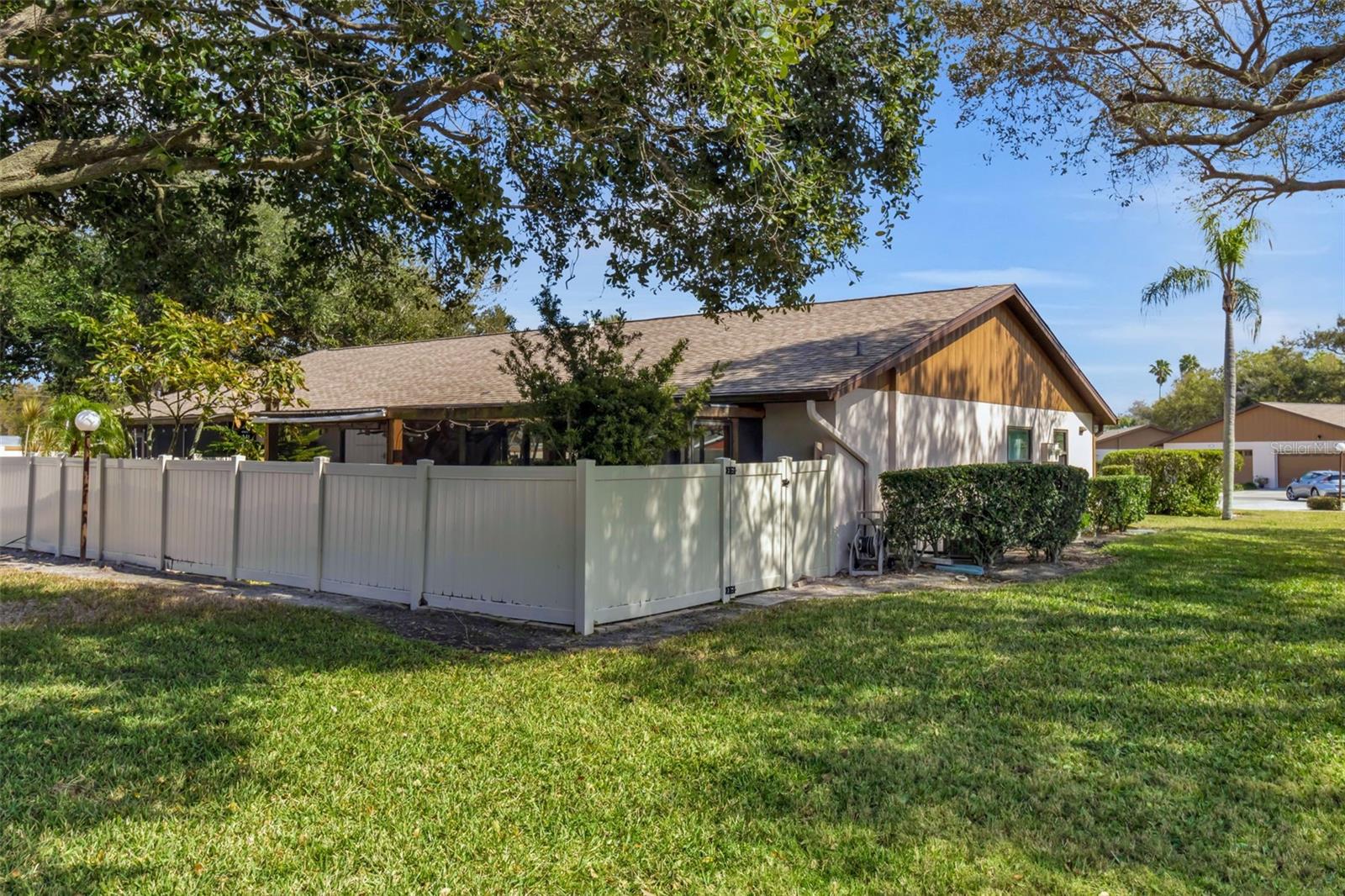 CURRY COVE - Residential