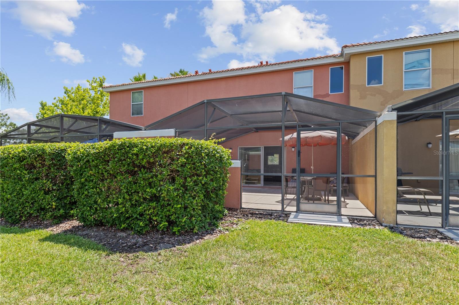 ENCANTADA PH 2 - Residential