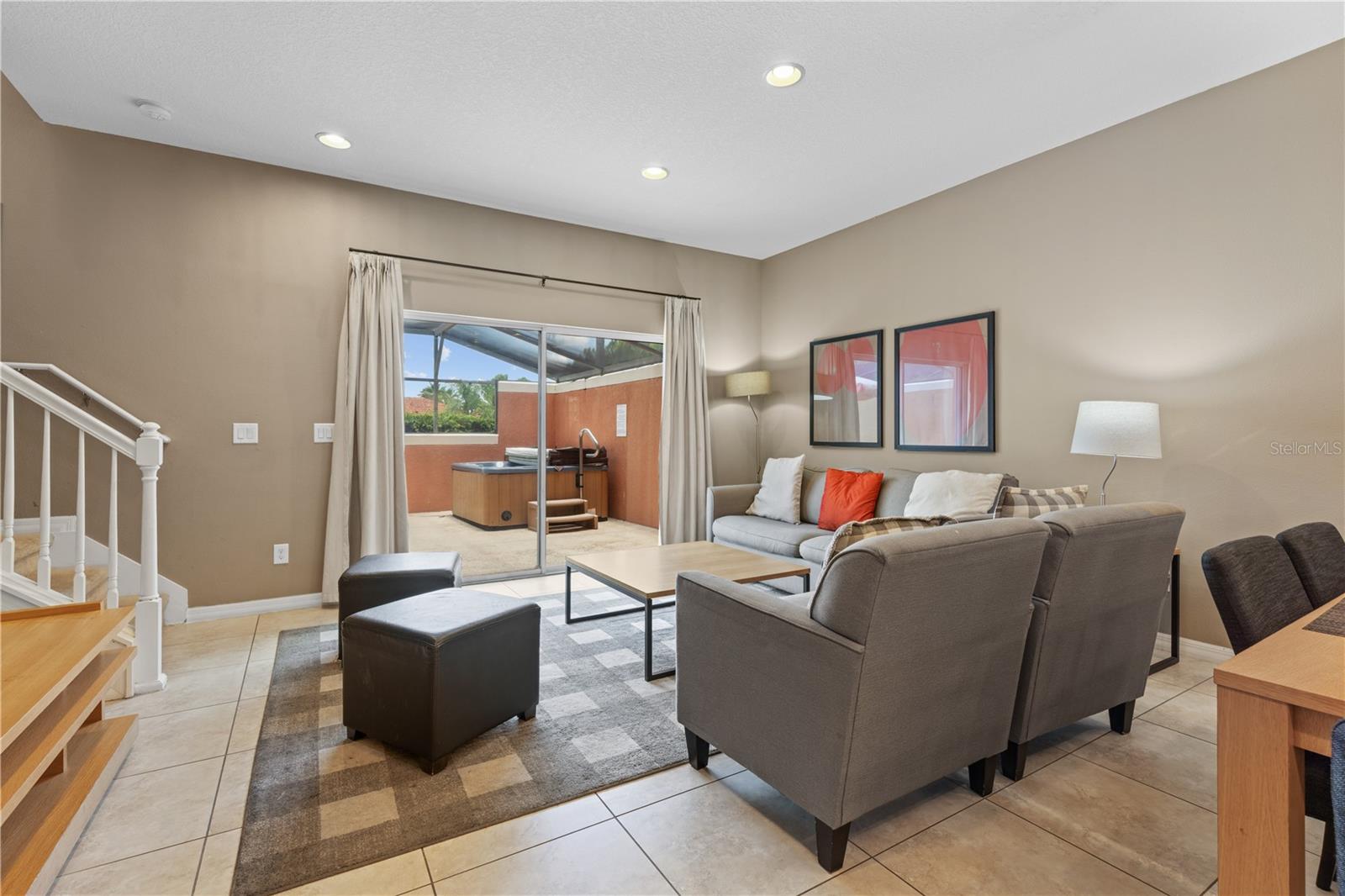 ENCANTADA PH 2 - Residential