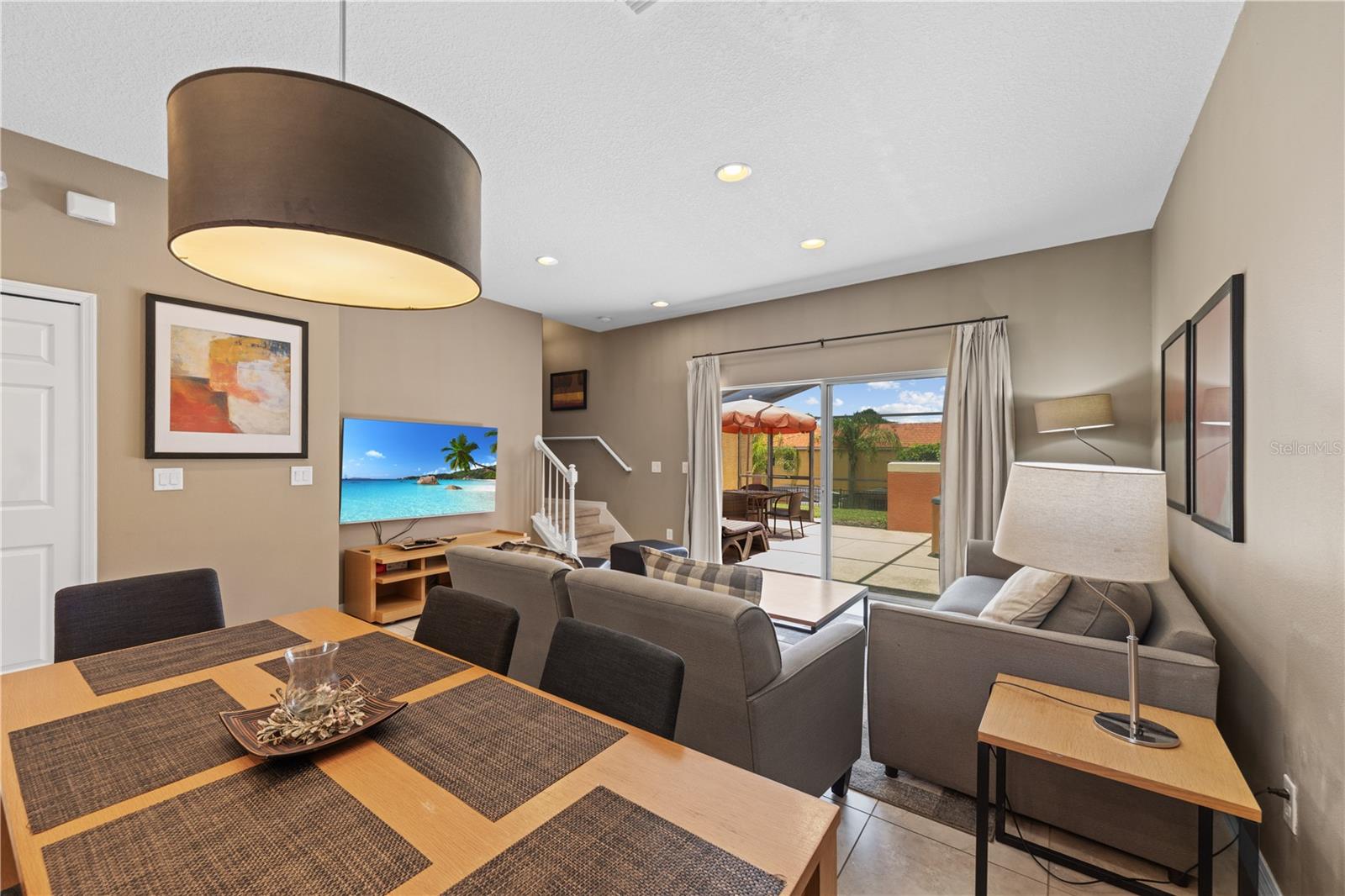ENCANTADA PH 2 - Residential