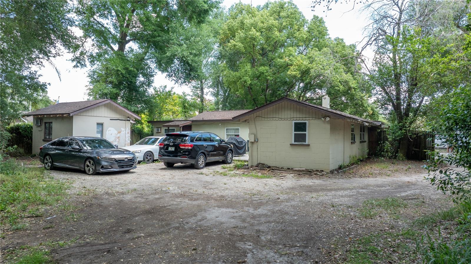 LAKE KATHRYN PARK - Residential