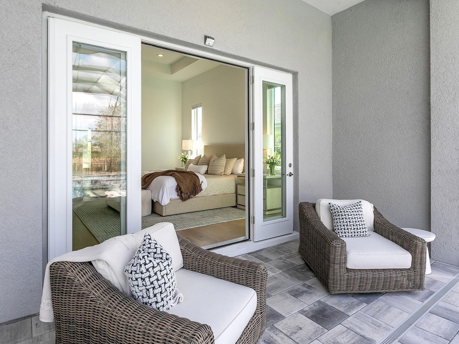 LAKE CLUB - Residential