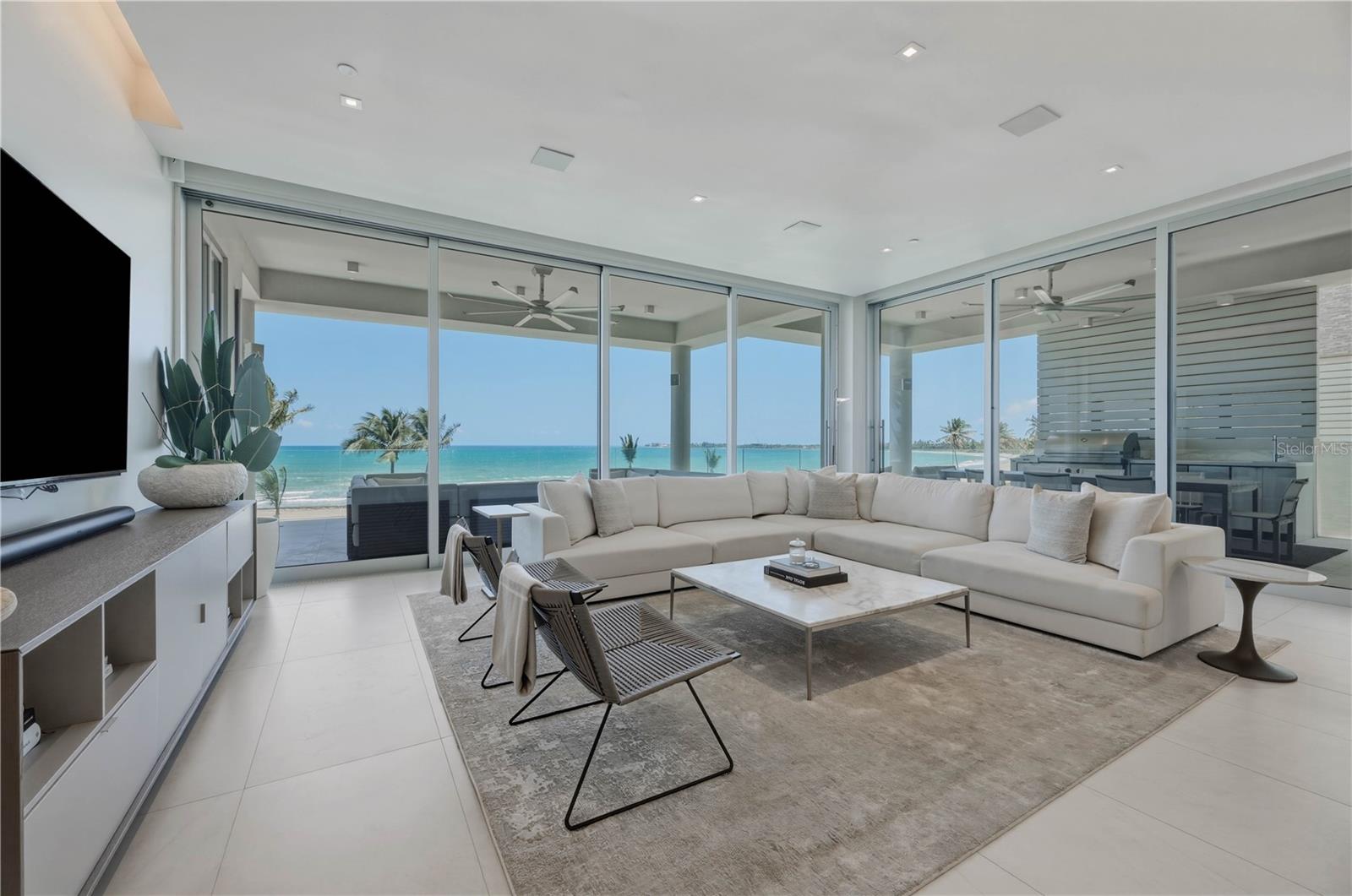 FOUR SEASONS RESORT AND RESIDENCES PUERTO RICO - Residential